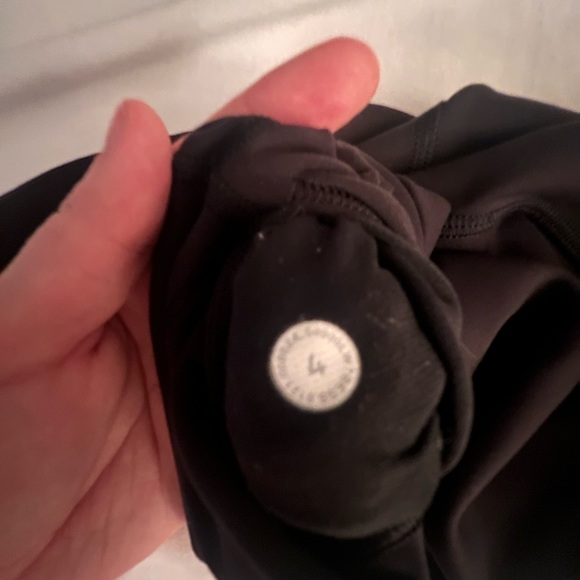 Lululemon wunder under shorts - Picture 3 of 3